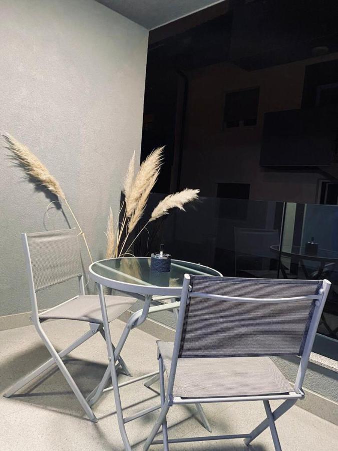 Jacuzzi Apartment Code 96 Zagreb Exterior foto